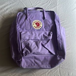 classic Kanken in lilac